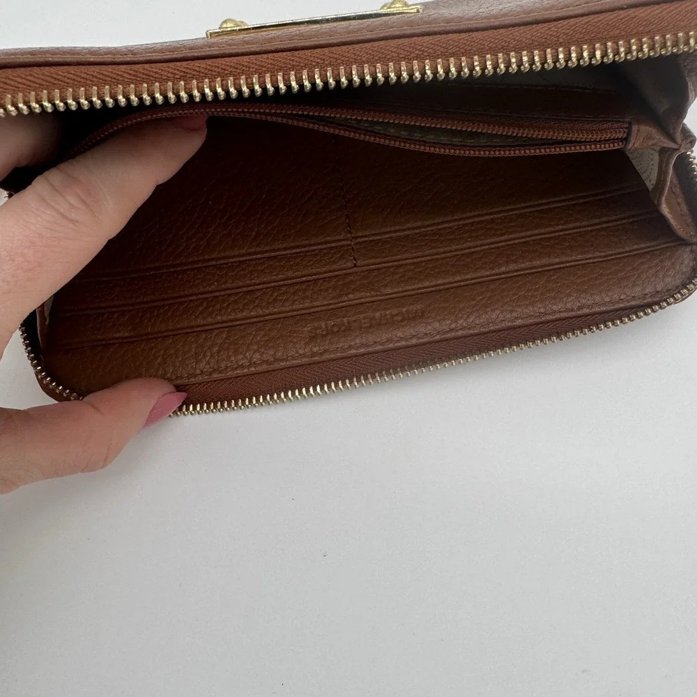 Michael Kors Jet Set Brown Pebbled Leather Zip Around Wallet Gold Logo‎